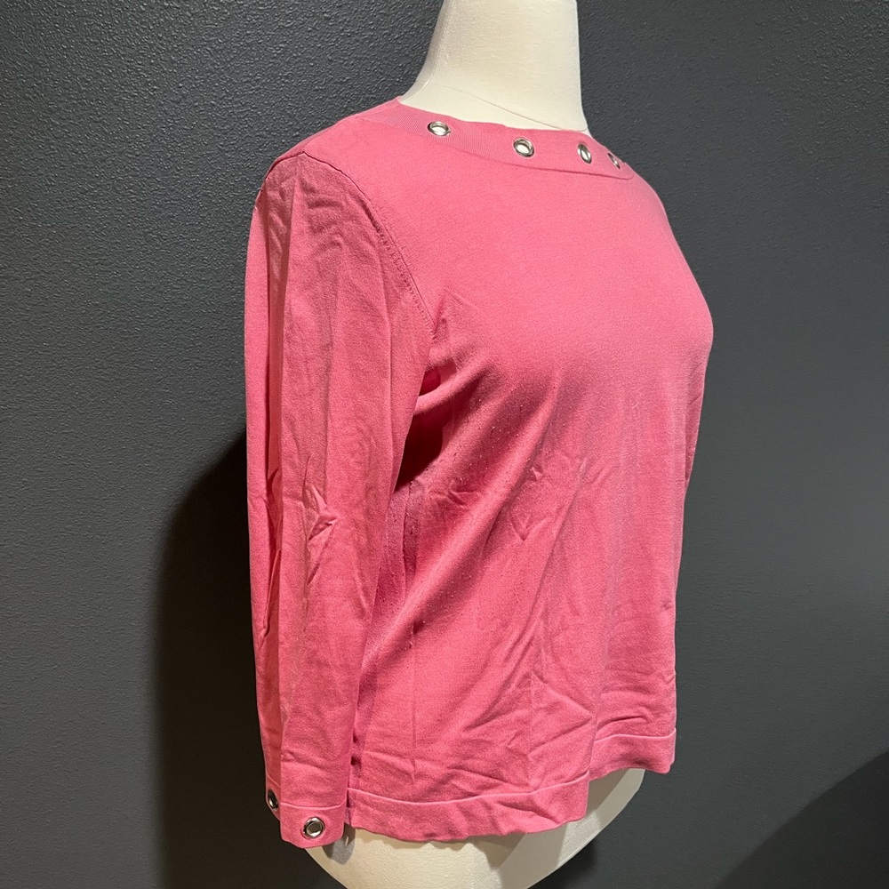 Pink sweater with grommet details, 1X